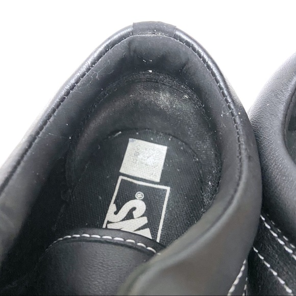 Vans x Karl Lagerfeld Old Skool Laceless Leather Platform Sneakers - Picture 6 of 9